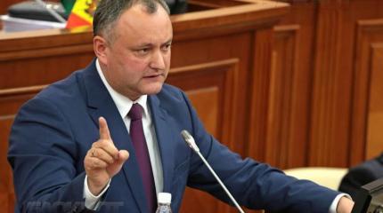 Президент Молдавии Додон поддержал российских миротворцев в Приднестровье