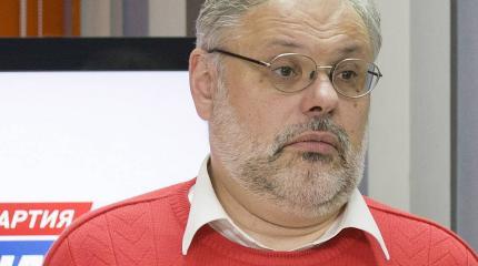 Хазин описал сценарий гражданской войны в США Хазин описал сценарий гражданской войны в США