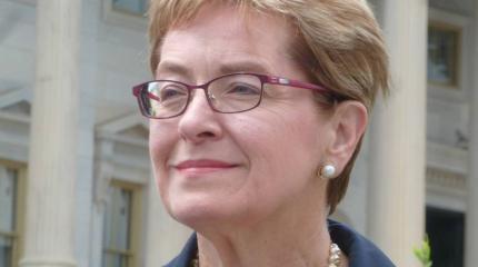 Конгрессмен от Штата Огайо призвала американцев быть готовыми к войне из-за Украины Конгрессмен от Штата Огайо призвала американцев быть готовыми к войне из-за Украины
