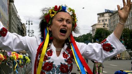 Украинские активисты устроили истерику: нас «заставляют» учить русский язык Украинские активисты устроили истерику: нас «заставляют» учить русский язык
