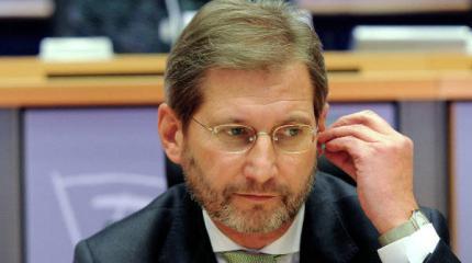 Йоханнес Хан: Украине пора задуматься о выполнении минских соглашений