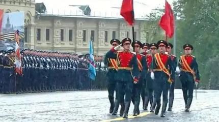Ультиматум ЕС: странам-кандидатам дали чёткий сигнал из-за парада Победы Ультиматум ЕС: странам-кандидатам дали чёткий сигнал из-за парада Победы