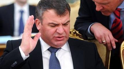 О кадровой политике Кремля: почему не тонет Сердюков? О кадровой политике Кремля: почему не тонет Сердюков?