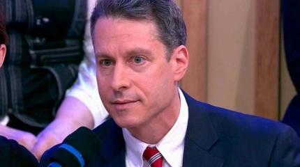 Майкл Бом: Россия должна надолго привыкнуть к санкциям Майкл Бом: Россия должна надолго привыкнуть к санкциям