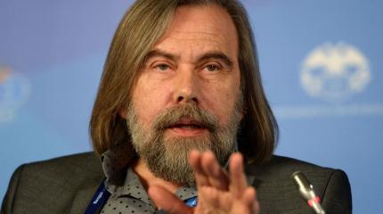 Михаил Погребинский: Порошенко решил извлечь выгоду от потери Донбасса Михаил Погребинский: Порошенко решил извлечь выгоду от потери Донбасса