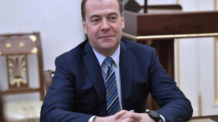 Всё те же грабли: Медведев уже готов признать Порошенко Всё те же грабли: Медведев уже готов признать Порошенко