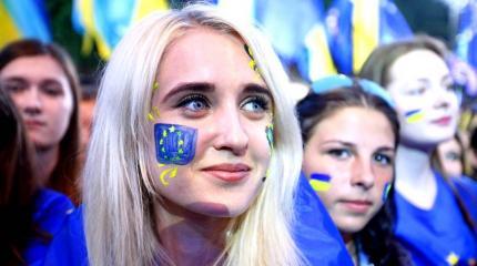 Лучше быть нищим: почему исчезла былая радость украинцев от «безвиза» Лучше быть нищим: почему исчезла былая радость украинцев от «безвиза»