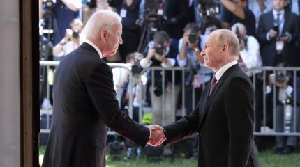 Колонии США получат «домашнее задание» напакостить РФ из-за провала Байдена Колонии США получат «домашнее задание» напакостить РФ из-за провала Байдена