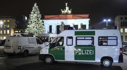По делу о теракте в Германии задержаны четверо подозреваемых По делу о теракте в Германии задержаны четверо подозреваемых
