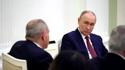 «Поставить мат Кремлю в три хода»: как Пашинян планирует обыграть Путина