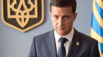 Больше не шутит: в команде Зеленского уже 200 тысяч человек Больше не шутит: в команде Зеленского уже 200 тысяч человек