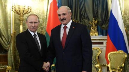 Владимир Путин освободил белорусов от экзамена по русскому языку Владимир Путин освободил белорусов от экзамена по русскому языку