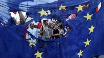 Евробюрократия привела к фрагментации ЕС Евробюрократия привела к фрагментации ЕС