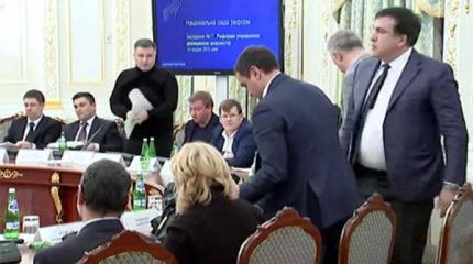 Украина: жизнь после Байдена. Цирк марионеток Украина: жизнь после Байдена. Цирк марионеток