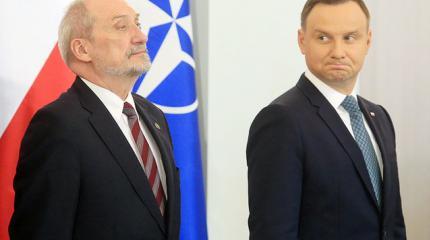 Президент Польши отказался утверждать новых генералов и адмиралов Президент Польши отказался утверждать новых генералов и адмиралов