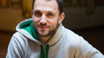 Киевский политолог Алексей Якубин: "Верховную раду надо срочно менять" Киевский политолог Алексей Якубин: "Верховную раду надо срочно менять"