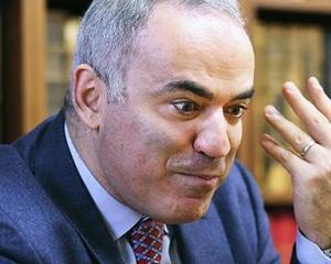 Ход конем: Каспаров рассказал в Канаде, как свергнуть Путина Ход конем: Каспаров рассказал в Канаде, как свергнуть Путина