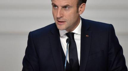 Макрон рассказал Путину о своем разговоре с Зеленским в Париже Макрон рассказал Путину о своем разговоре с Зеленским в Париже
