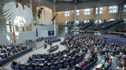 Первое собрание нового Бундестага: определяются с новым руководством, включая сменщика Меркель Первое собрание нового Бундестага: определяются с новым руководством, включая сменщика Меркель