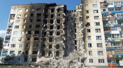 Что нужно сделать, чтобы прекратить войну в Донецке и Луганске Что нужно сделать, чтобы прекратить войну в Донецке и Луганске