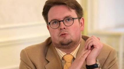 Бондарев попросил сербскую оппозицию перестать диктовать свои условия Бондарев попросил сербскую оппозицию перестать диктовать свои условия