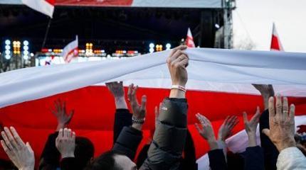 Польская азбука Морзе: Варшава сигнализирует о своих ожиданиях от оппозиции Польская азбука Морзе: Варшава сигнализирует о своих ожиданиях от оппозиции