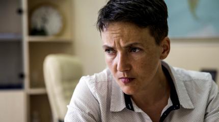 Опальная Надежда Савченко подрабатывает ведущей на телеканале News One