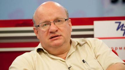 Джангиров объяснил резкую смену политики Санду в отношении России и Украины