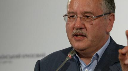 Экс-министр обороны Украины Гриценко: «Путин запугал Европу, она дрожит!» Экс-министр обороны Украины Гриценко: «Путин запугал Европу, она дрожит!»
