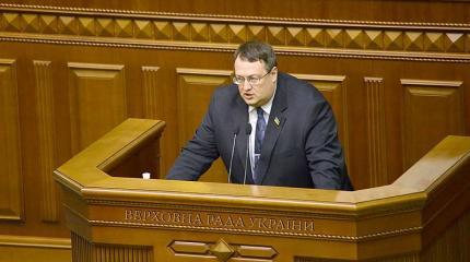 В МВД Украины не могут определиться - то ли «победа через 5 месяцев», то ли «война на 3 года» В МВД Украины не могут определиться - то ли «победа через 5 месяцев», то ли «война на 3 года»