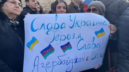 В Баку у русофобов потекли слюни на российских политологов