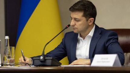 Кто выстроится за гражданством Украины, которое обещал раздавать Зеленский? Кто выстроится за гражданством Украины, которое обещал раздавать Зеленский?