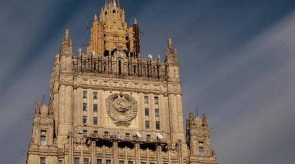 Россия расценивает введение США санкций как враждебный шаг Россия расценивает введение США санкций как враждебный шаг