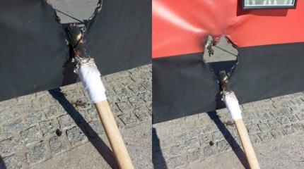 Флаг экстремистского «Правого сектора» был подожжён в центре Одессы Флаг экстремистского «Правого сектора» был подожжён в центре Одессы