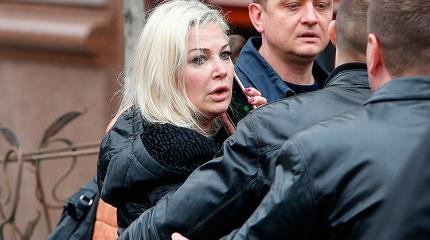 Почему вдова Вороненкова обязана врать об убийстве мужа? Почему вдова Вороненкова обязана врать об убийстве мужа?