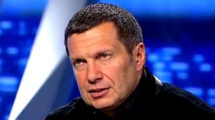 Соловьев ответил требующим его увольнения россиянам