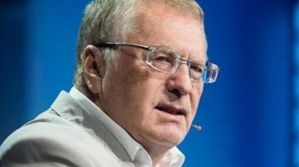 Жириновский намерен изменить Конституцию Жириновский намерен изменить Конституцию