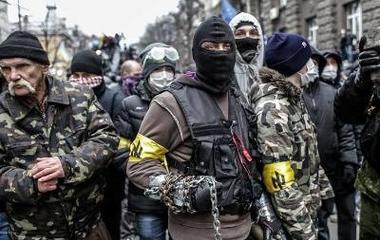 Львовские радикалы сорвали концерт из-за песни на русском языке Львовские радикалы сорвали концерт из-за песни на русском языке
