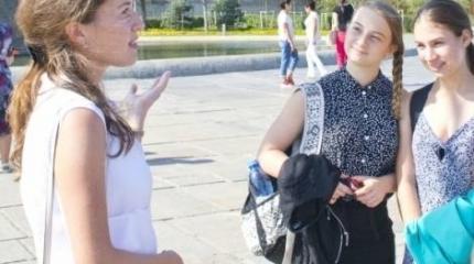 Иностранка Катрин Вильд рассказала, как поездка в Россию довела её до слез Иностранка Катрин Вильд рассказала, как поездка в Россию довела её до слез