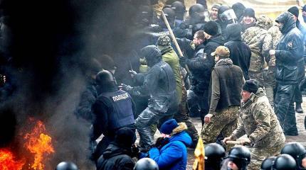 Киев бунтует, требуя войны с Россией