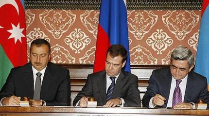Нейтралитет России стал неожиданностью для армян и азербайджанцев Нейтралитет России стал неожиданностью для армян и азербайджанцев