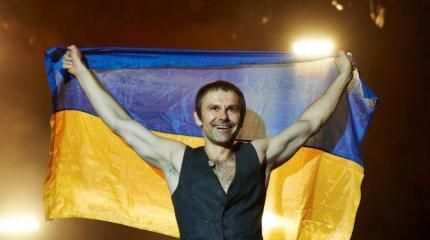 В Киеве жестко ответили Вакарчуку по поводу войны языков на Украине В Киеве жестко ответили Вакарчуку по поводу войны языков на Украине