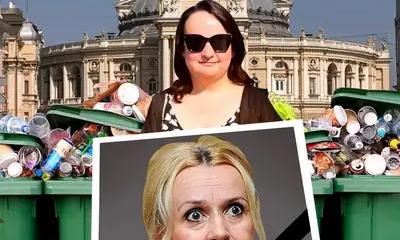 В Одессе «облаяли» дочь Фарион и отправили в мусор её украинские подарки