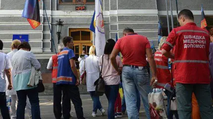 Украинские медики объявили голодовку Украинские медики объявили голодовку