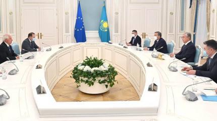 Многовекторность Казахстана: Запад удлиняет свой вектор Многовекторность Казахстана: Запад удлиняет свой вектор