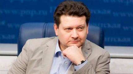Американист Дробницкий оценил решение Кремля выслать спикера посольства США Американист Дробницкий оценил решение Кремля выслать спикера посольства США