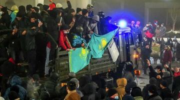Беспорядки в Казахстане: «мобильный блицкриг» и британские технологии