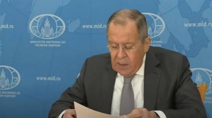 Обмен оппозицией: Меркель «заигрывает» с Навальным, а Лавров встречается с «Альтернативой для Германии» Обмен оппозицией: Меркель «заигрывает» с Навальным, а Лавров встречается с «Альтернативой для Германии»