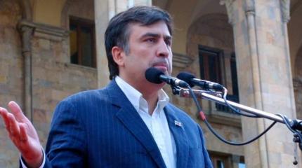 Михаил Саакашвили в Грузии: встречи без галстуков Михаил Саакашвили в Грузии: встречи без галстуков