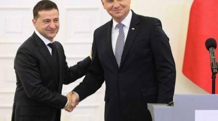 Стратегическая ошибка Киева: встреча "на двоих" сделала Украине только хуже Стратегическая ошибка Киева: встреча "на двоих" сделала Украине только хуже